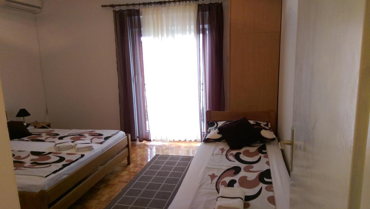 Apartmani Mille Starigrad Paklenica Exterior foto